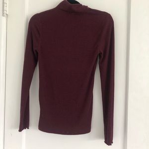 Abercrombie & Fitch long sleeve turtle neck shirt